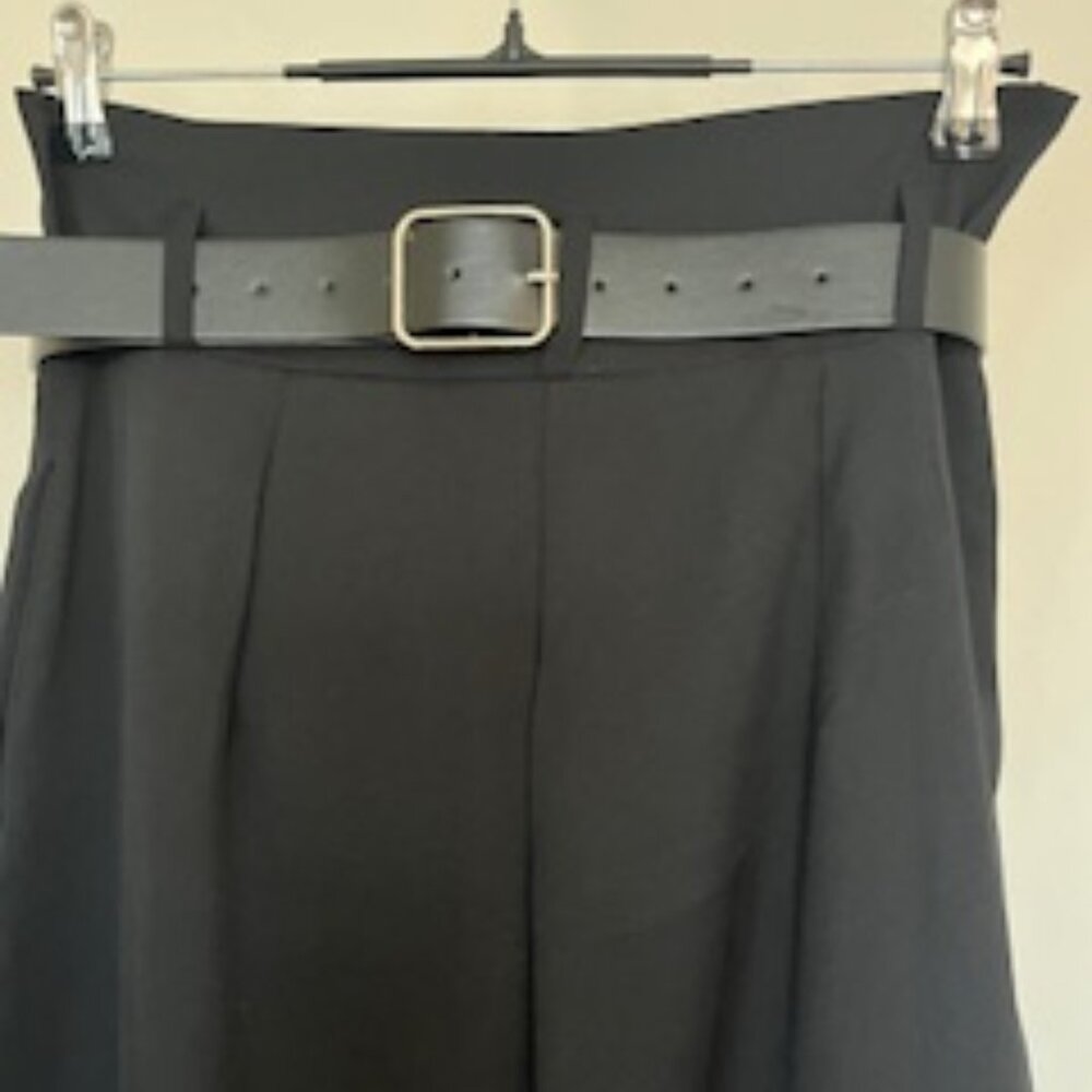 Highwaisted black pants with belt Small /Medium